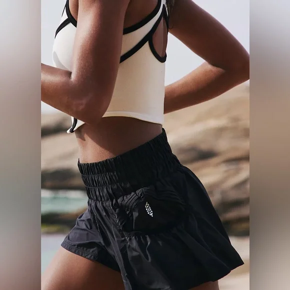 Free People Get Your Flirt On Short-NWT!! - Picture 14 of 15